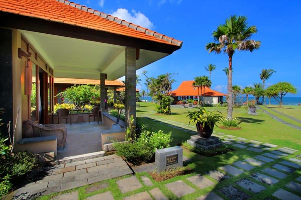 Amarta Beach Retreat By Nakula Selemadeg Kültér fotó